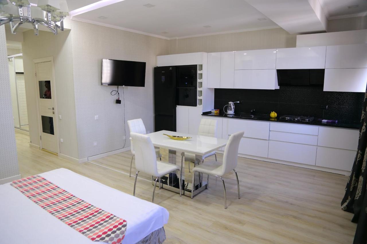 Promenade Boutique Apartment Μπισκέκ Εξωτερικό φωτογραφία